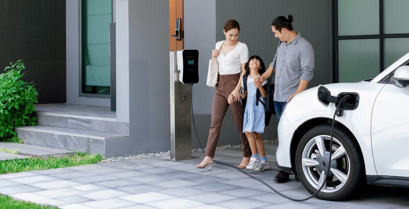 progressive young parents daughter living home with electric car ()
